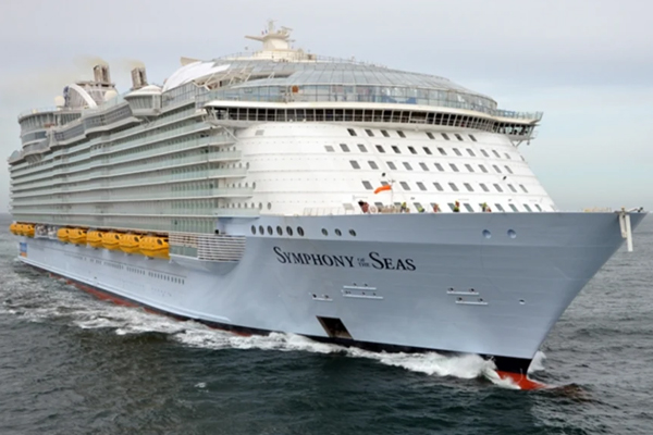 Australian man dies after falling off cruise ship in Virgin Islands