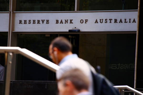 Australia central bank cuts rates to record low on virus fears