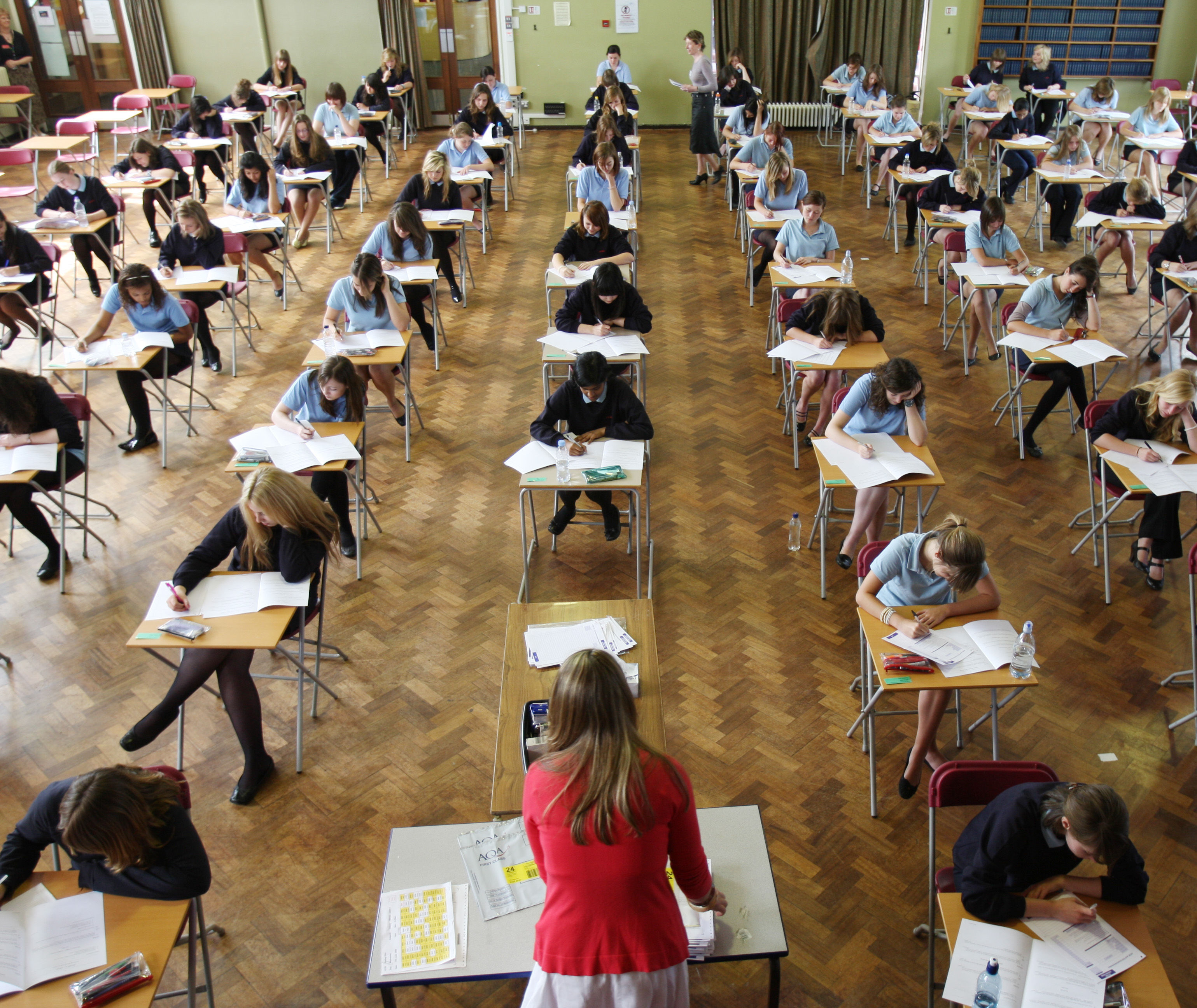 Article image for HSC exams get underway, with a warning