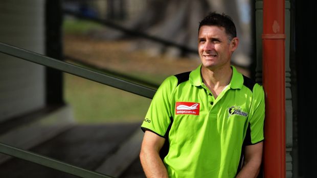 Article image for Mike Hussey predicts controversial wicket