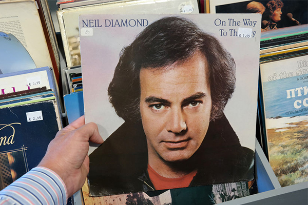 Article image for Neil Diamond cancels Australian tour and announces retirement