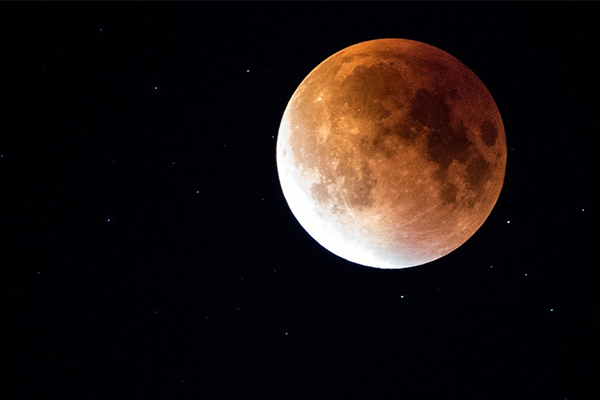 Article image for Rare ‘super blue blood moon’ to grace Australian skies