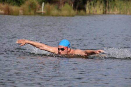 Aussie swimmer butterflying for a good cause