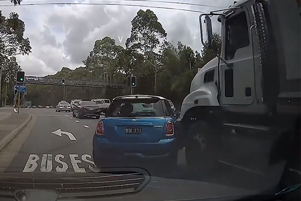 Article image for WATCH | Truck drags car 10 metres, who’s in the wrong?