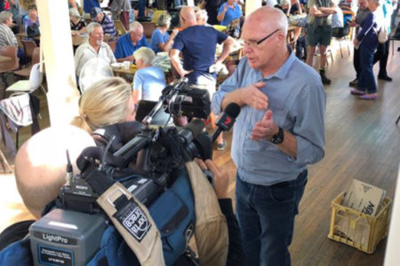 Jim Molan says it’s too early to criticise response to Tathra fire