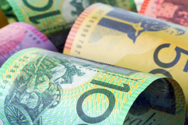 Article image for Aussies being ripped off when exchanging money