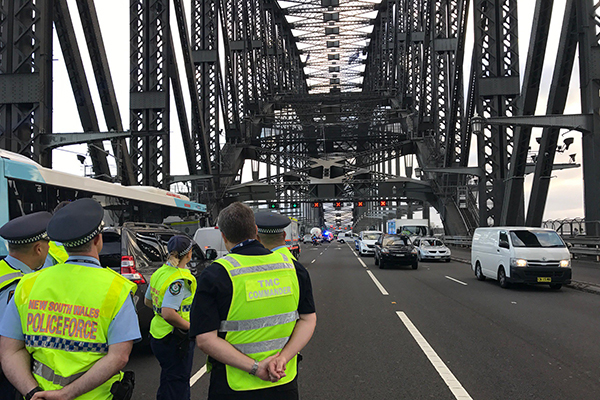 Article image for UPDATE | Police end Sydney Harbour Bridge stand-off