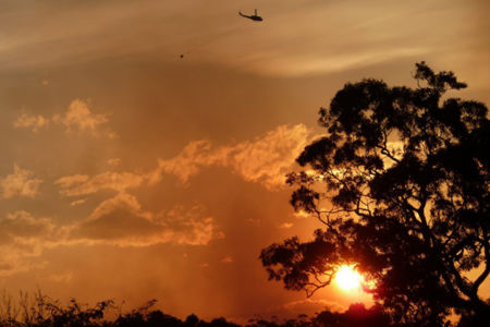 GALLERY | Stunning photos show ‘extraordinary’ efforts of firefighting helicopters