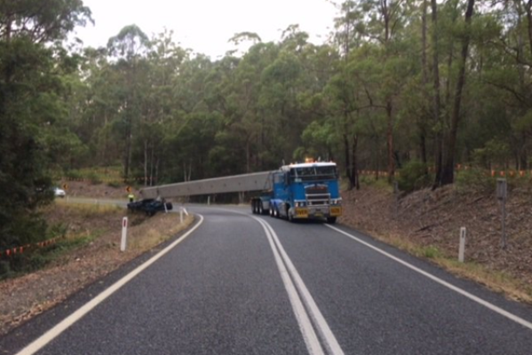Article image for This truck has caused chaos for drivers on the Oxley Highway