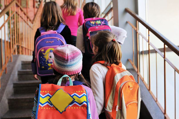 Article image for Backpacks not linked to back pain in kids