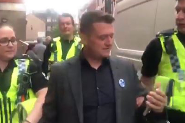 Article image for Thousands hit the streets to protest arrest of controversial activist Tommy Robinson