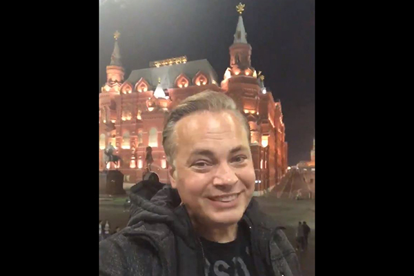 Article image for Mark Bosnich goes peak Bozza with unique Russian wedding proposal