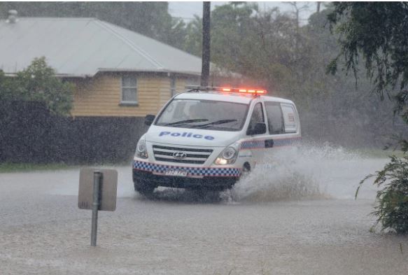 Article image for Townsville flooding expected to worsen