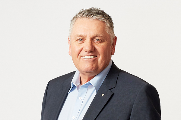 Article image for ‘It’s a rotten sort of thing… and there’s no cure’: Ray Hadley in hospital