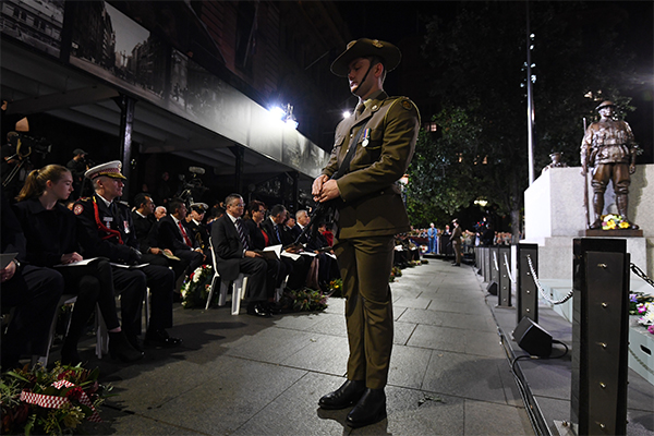 Article image for Australians commemorate ANZAC Day across the country