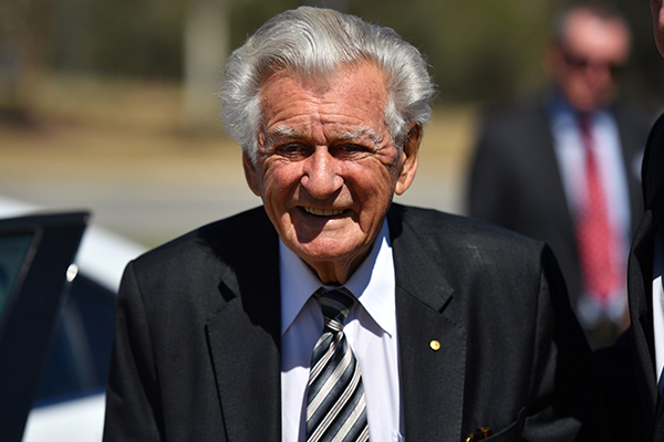 Article image for Former Prime Minister Bob Hawke dies, aged 89