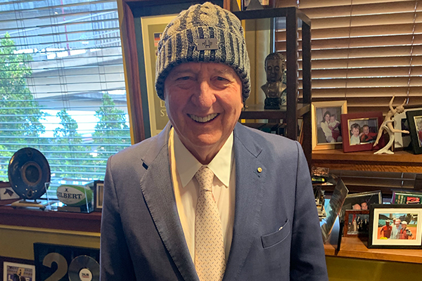 Article image for Alan Jones gets behind Beanies for Brain Cancer