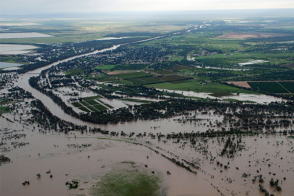 Queensland flood victims win class action over dam mismanagement