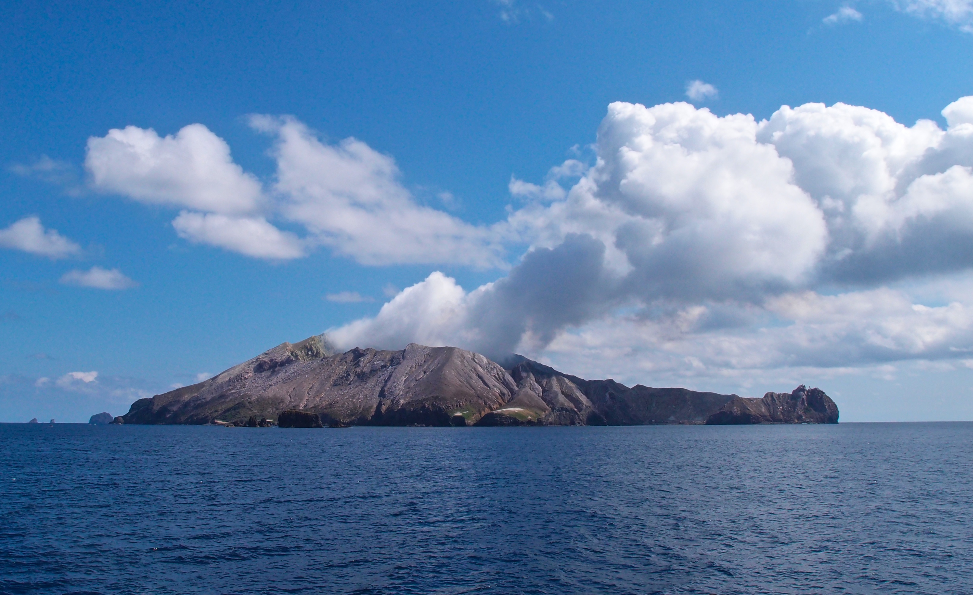 NZ mayor says White Island Tours are a ‘responsible operator’