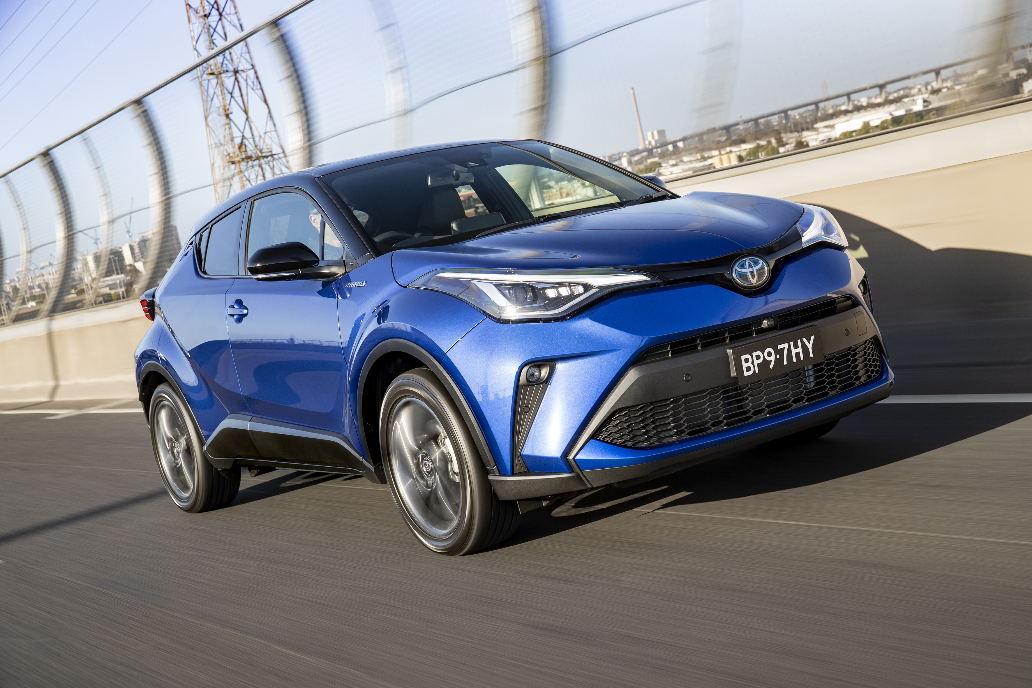 Upgraded Toyota Ch R Suv Range Adds Hybrid Electric Technology 2gb