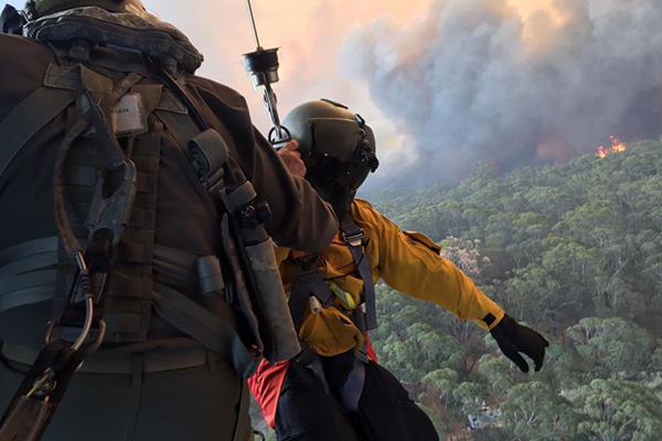 Article image for Senator Jim Molan supports Defence Force deployment to help NSW firefighters