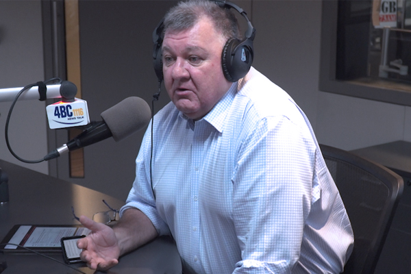 Craig Kelly deflects accusations he is spreading misinformation