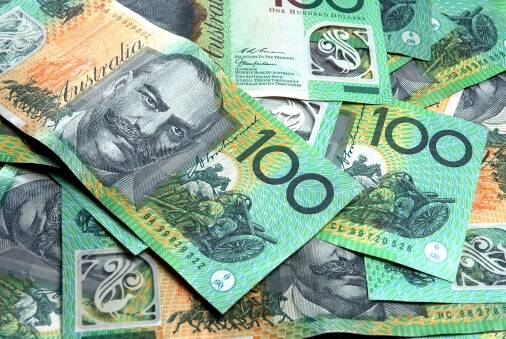 Article image for Former Liberal MP outraged by teal candidate’s huge cash splash