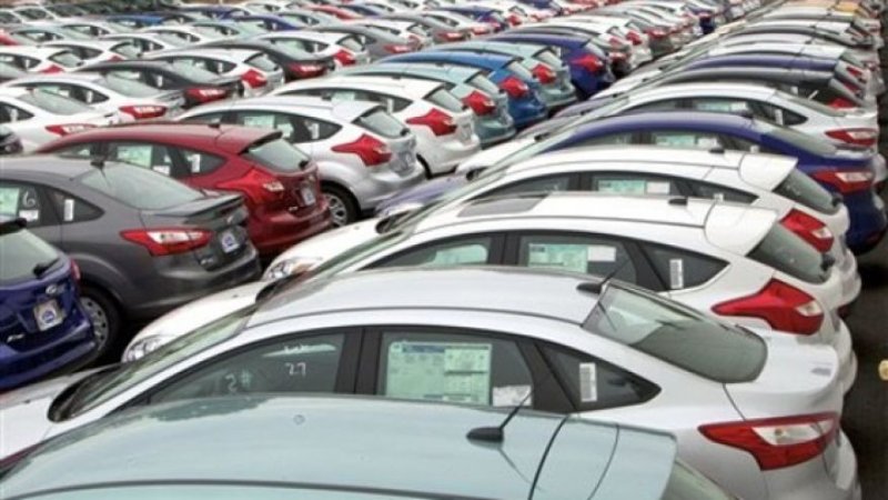 Aussies treat themselves to new cars despite cost of living crisis