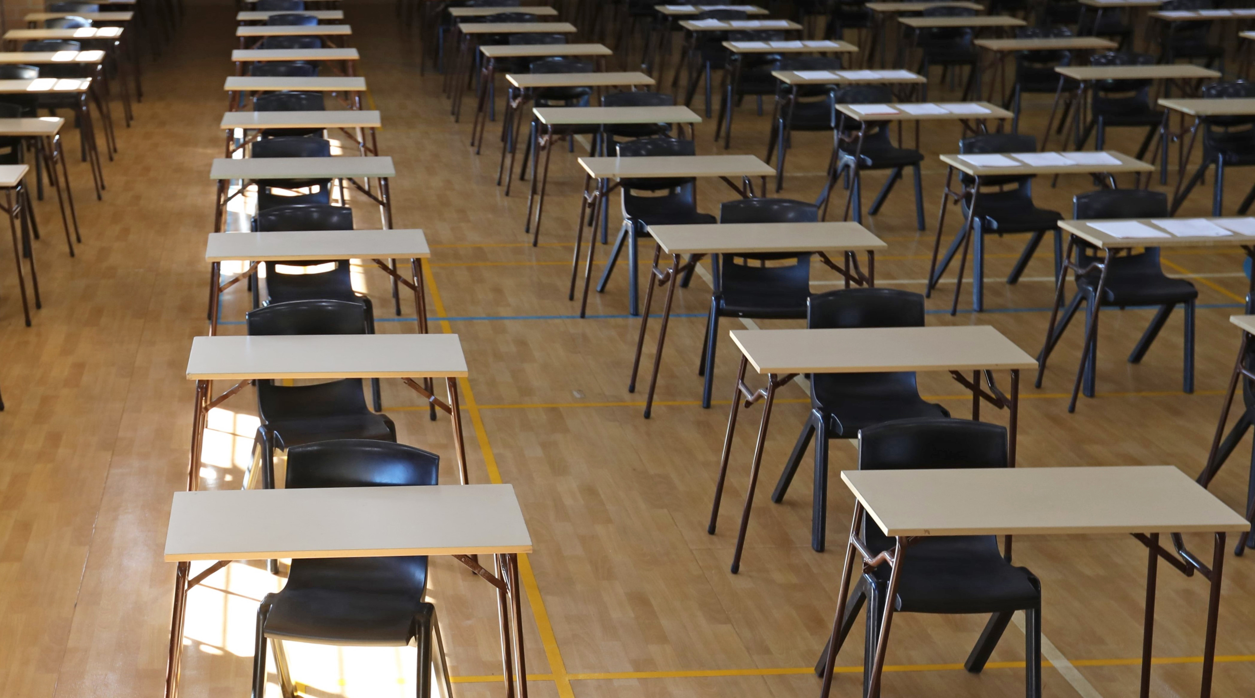 Article image for Pens down after thousands of NSW students take the English exam