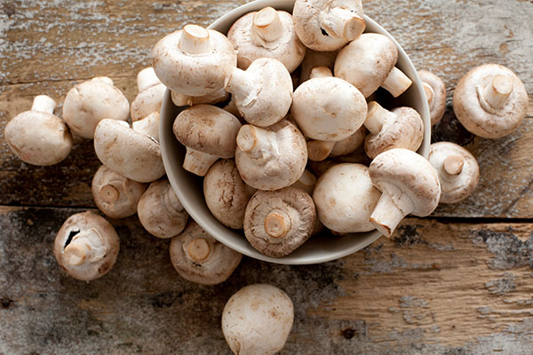 Why you should put mushrooms in the sun before you eat them