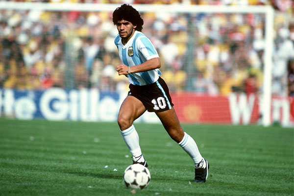 Article image for Tributes flow for soccer legend Diego Maradona