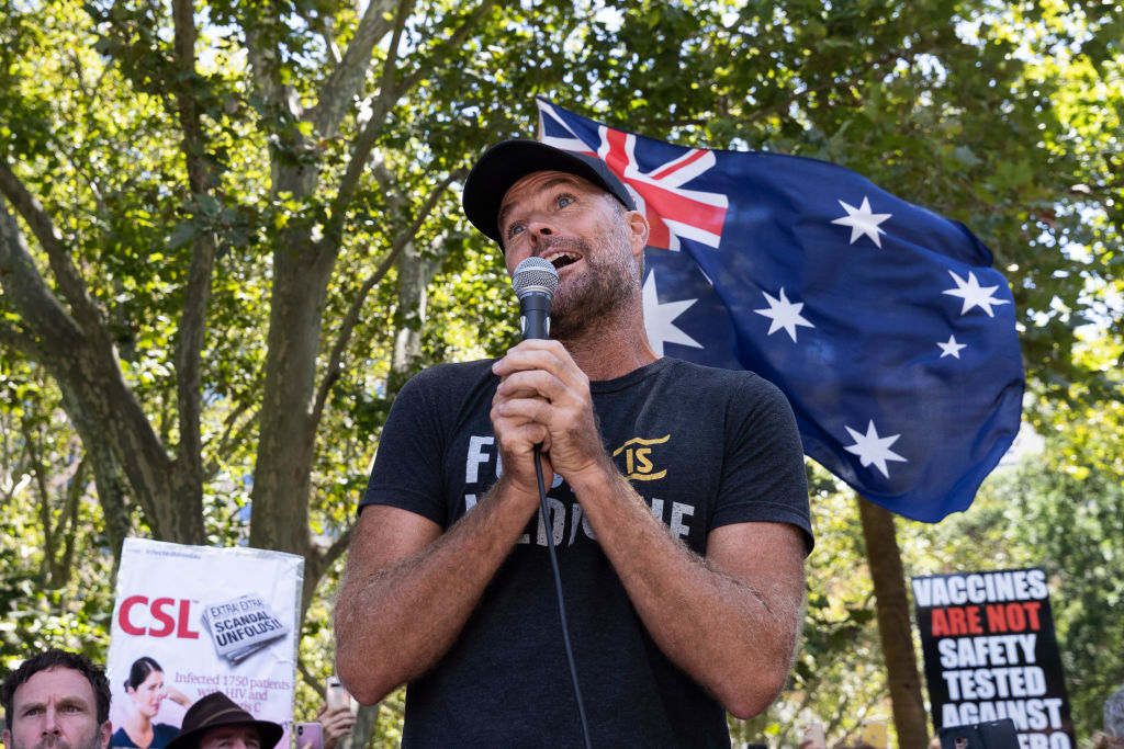 Article image for Pete Evans peddles ‘self-indulgent drivel’ at anti-vax protests