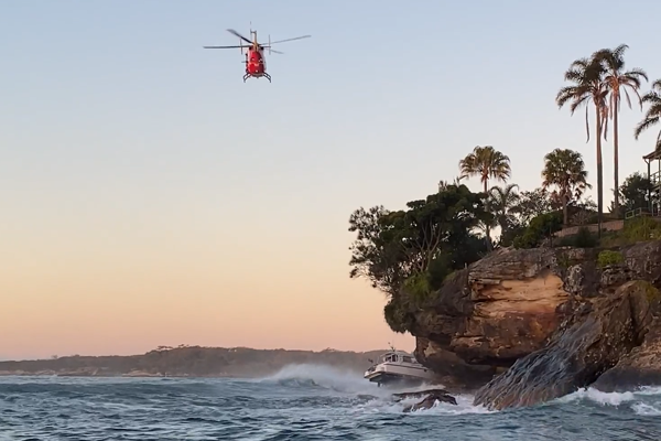 Article image for Man dies after boat crashes into rocks at Port Hacking