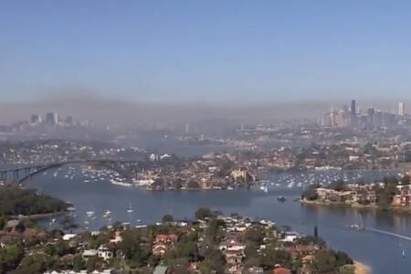 Hazard reductions cause Sydney air quality to plummet as RFS seize ‘open window’