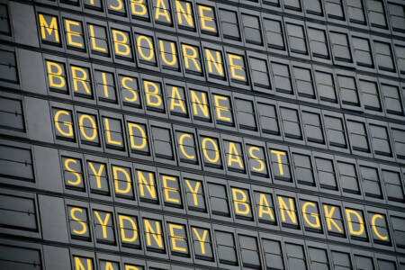 Calls for a travel bubble between NSW-Victoria when states hit critical milestone