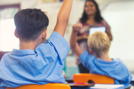 New curriculum ‘doesn’t belong in Australian classrooms’, education expert declares