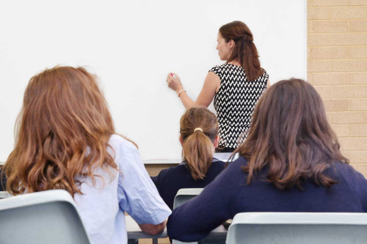 Article image for Parents and teachers react to back-to-school plan