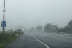 Heavy rain batters Sydney as residents braces for wild weather