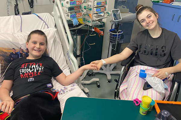 Article image for How a teenage girl gave her 9-year-old brother a second chance at life