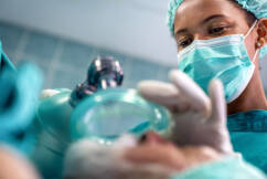 Why women are baffling anaesthesia experts