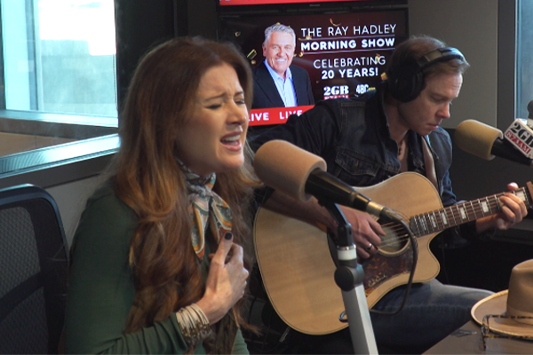 Article image for Aussie country music duo’s emotional in-studio performance