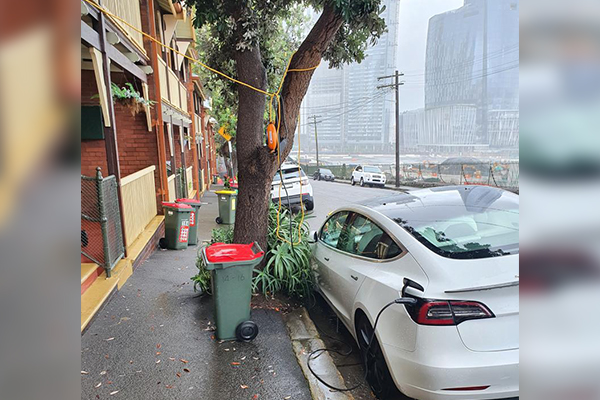 Article image for The great lengths Sydneysiders go to to charge their electric cars