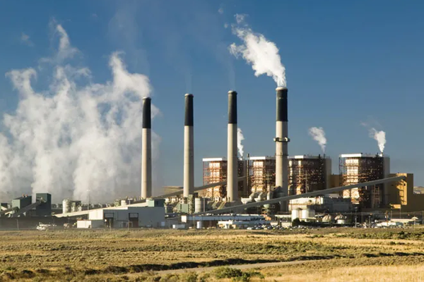 Article image for Coalition pushes back against ESG: Should banks be forced to fund fossil fuels?