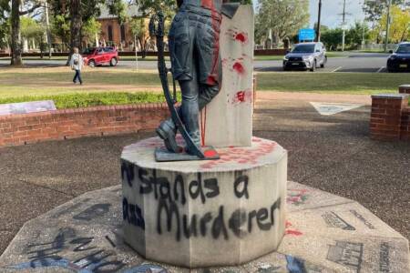Prominent statue VANDALISED following dawn service in Windsor