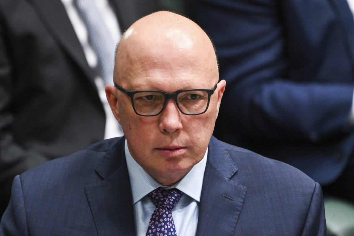 Article image for ‘Weak as p**s!’ Hadley questions Dutton on Leeser’s Voice position