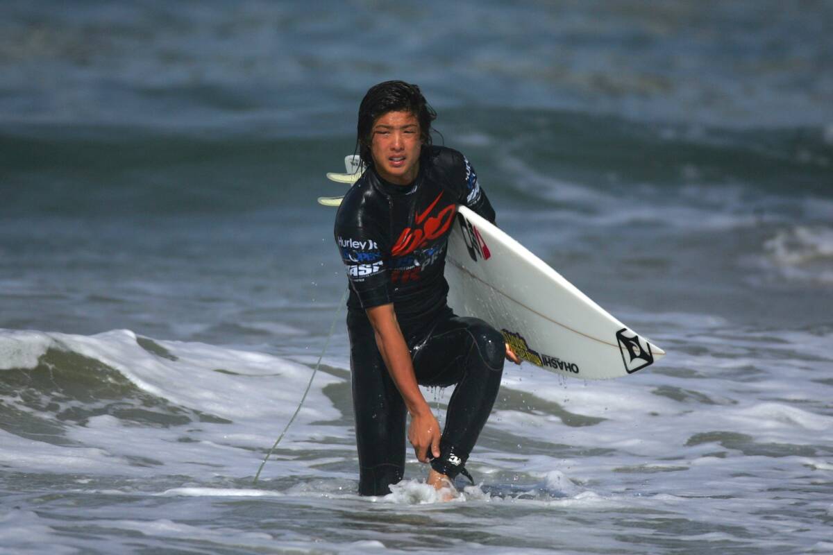 Article image for Fines for surfers without leg ropes: Byron shire council takes action