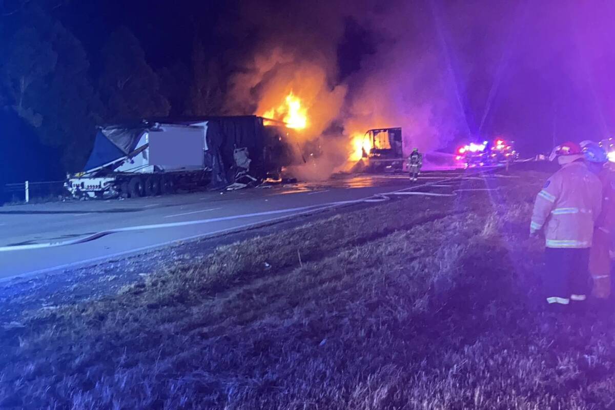 Article image for Major truck accident on Pacific Highway