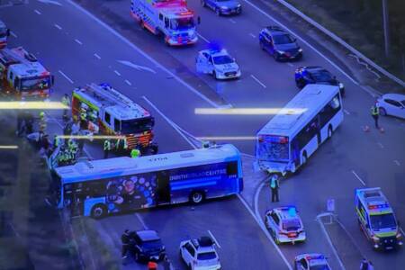 Great Western Highway shut down after two bus crash