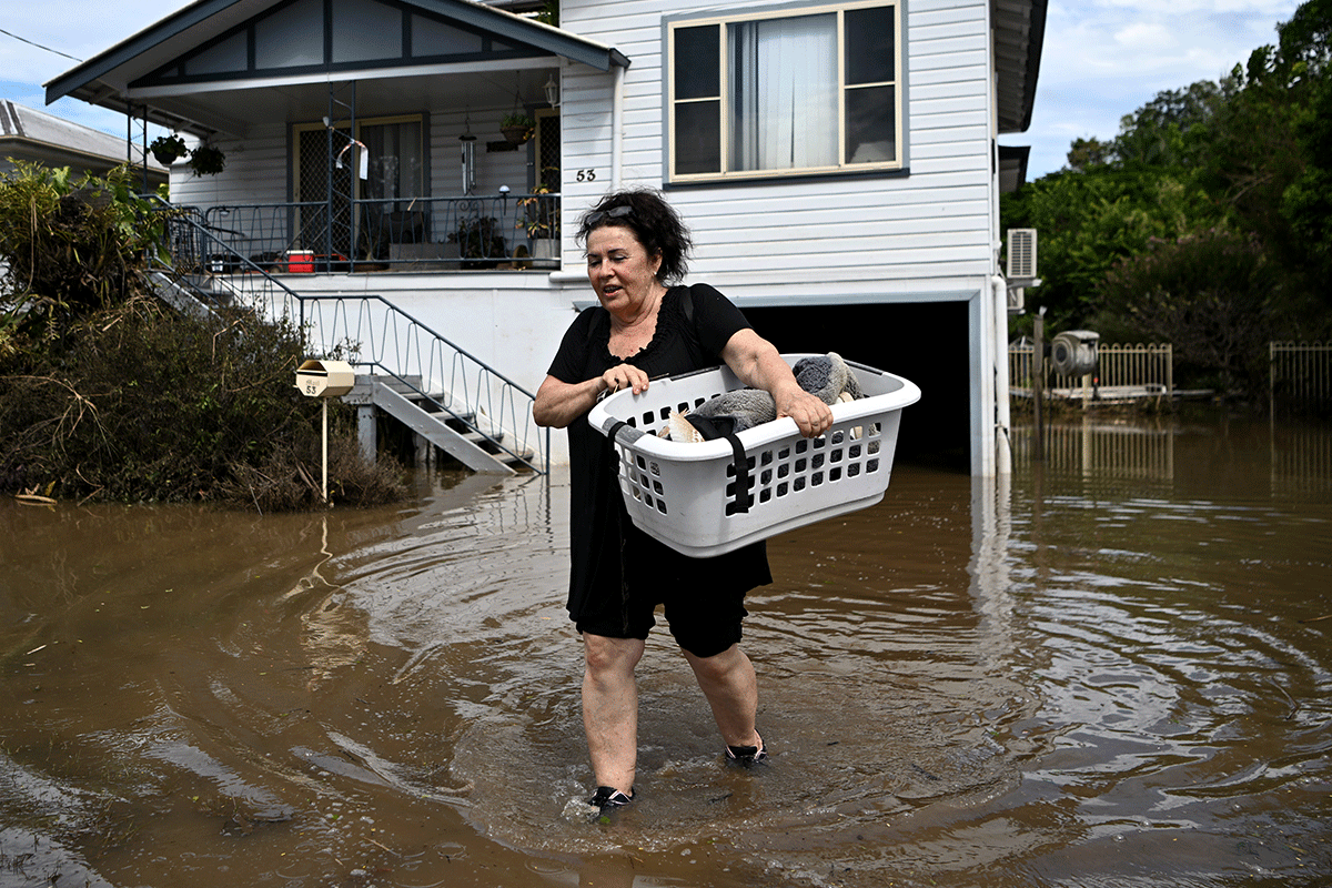 Article image for Disaster relief funding fast-tracked for NSW victims