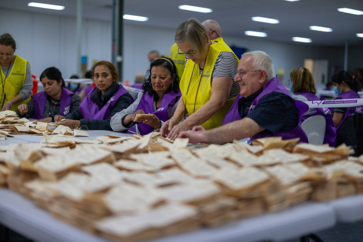 Article image for Voice Referendum: ABC projects a ‘No’ victory as counting continues